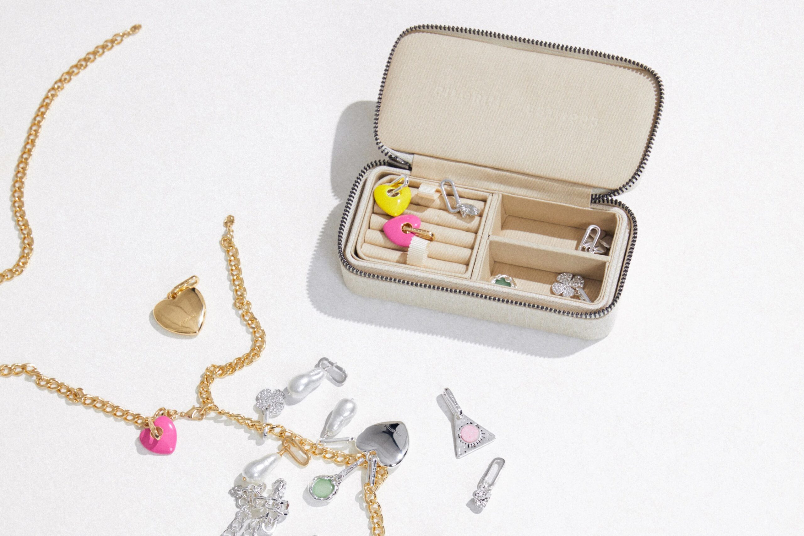 792341001_l3_638439399470000000